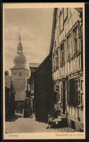 AK Lennep, Pastoratstrasse mit evangelischer Kirche