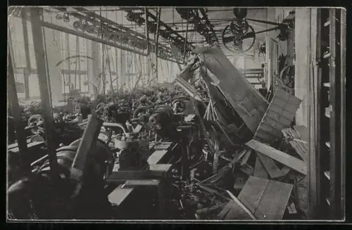 AK München, Fabrik W. Sedlbauer, Partie 1. Stock, Tegernseer Landstrasse 159 nach Revolutionskämpfen 1919