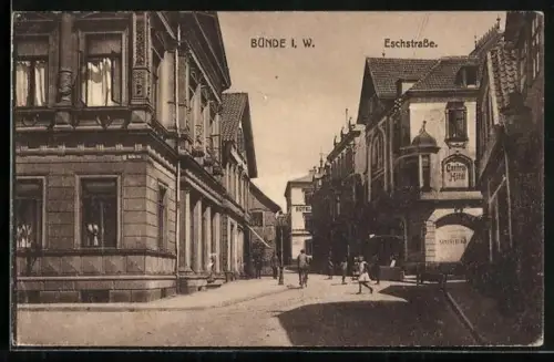 AK Bünde i. W., Eschstrasse mit Central-Hotel