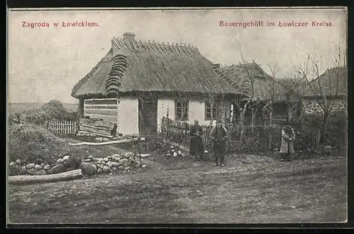 AK Zagroda w Lowickiem, Bauerngehöft im Lowiczer Kreise