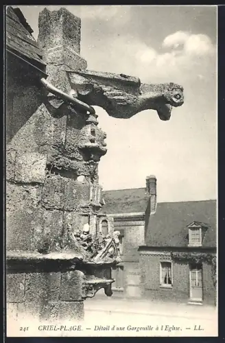AK Criel-Plage, Détail d`une gargouille à l`Église