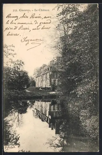 AK Gueures, Le Château et son reflet dans l`eau