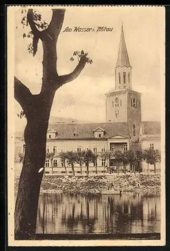 AK Mitau, Partie am Wasser, Blick zum Kirchturm
