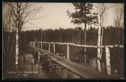 AK Riga, Laufsteg über Sumpfgelände