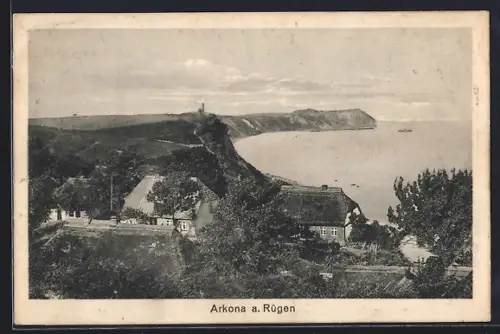AK Arkona a. Rügen, Steilküste, Leuchtturm, Häuser am Kap