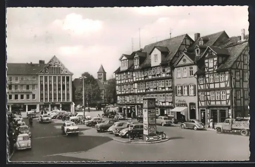 AK Bad Hersfeld, Lingg-Platz, Fachwerkhäuser, Autos, VW-Käfer, Geschäftshäuser