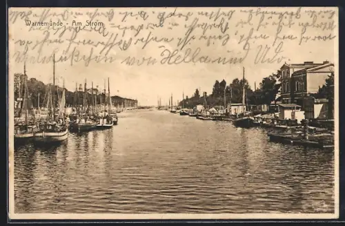 AK Warnemünde, Am Strom, Hafenansicht mit Booten