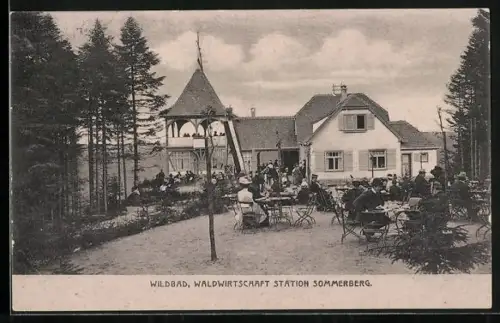 AK Wildbad / Württ., Gasthaus Station Sommerberg mit Besuchern