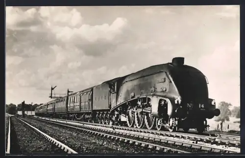 AK LNER up Hull Express hauled by A. 4 class No. 14 Silver Link, englische Eisenbahn