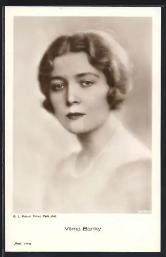 AK Schauspielerin Vilma Banky im Kostüm einer Filmrolle
