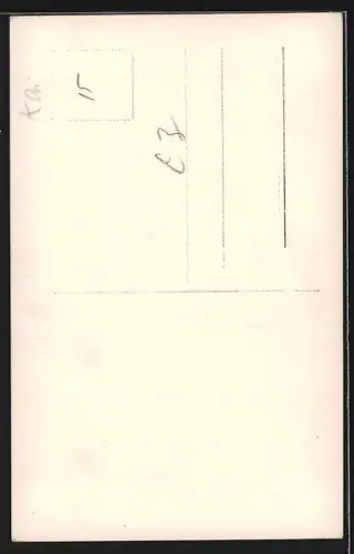 AK Schauspielerin Olga Tschechowa mit Hut sitzt auf Sessel