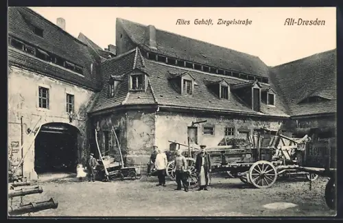 AK Dresden, Altes Gehöft, Ziegelstrasse