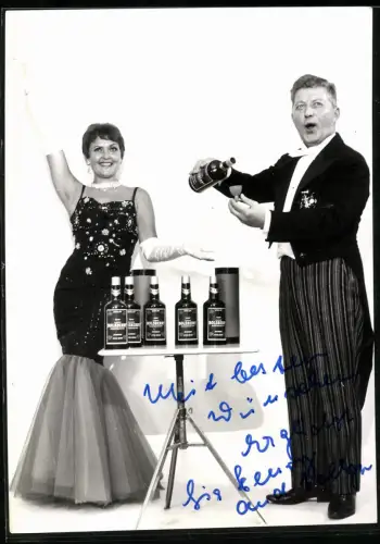 Fotografie Vetreter für Cassis Bolsberry Bessen Genever