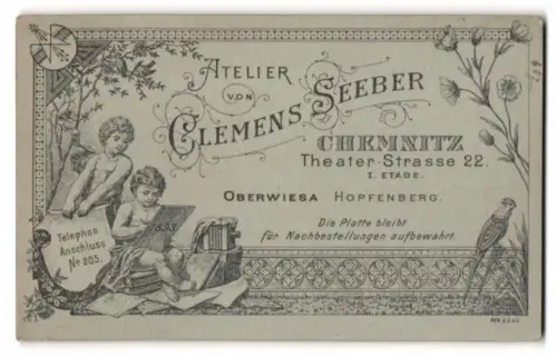 Fotografie Clemens Seeber, Chemnitz, Theater-Strasse 22, zwei Kinder malen Bild und halten Wappenschild, Plattenkamera