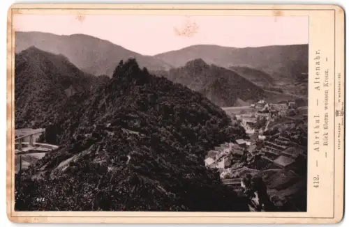Fotografie Ernst Roepeck, Wiesbaden, Ansicht Altenahr, Blick über das Ahrtal, Altenahr