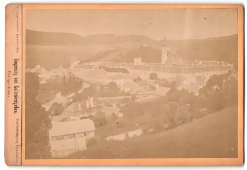 Fotografie unbekannter Fotograf, Ansicht Heiligenkreuz, Blick auf den Stif Heiligenkreuz
