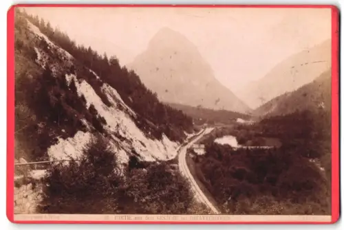 Fotografie Fernande, Wien, Mariahilferstrasse 1b, Ansicht Gstatterboden, Berglandschaft im Gesäuse mit Bahngleisen