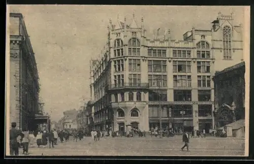 AK Moskau, Strassenpartie mit Passanten
