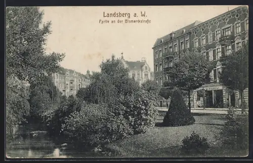 AK Landsberg a. W., Partie an der Bismarckstrasse mit Anlagen