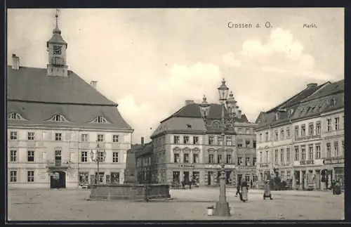 AK Crossen a. O., Markt mit Buchbinderei von Emil Koch und Brunnen