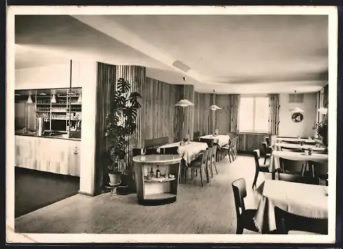 AK Feucht b. Nürnberg, Autobahn-Raststätte, Fernsehzimmer