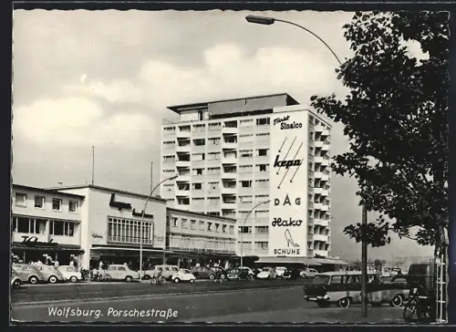 AK Wolfsburg, Porschestrasse, Geschäftshäuser, Reklamefassade