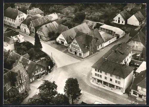 AK Stolzenau /Weser, Rathausplatz, Fachwerkhäuser, Luftbild