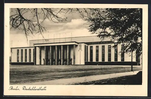 AK Berlin-Charlottenburg, Blick auf die Deutschlandhalle