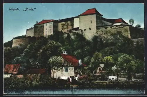 AK Ungvar, A var
