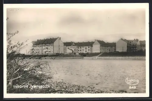 AK Uzhorod, Ortsansicht über den Fluss