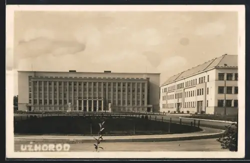 AK Uzhorod, Blick auf ein Gebäude