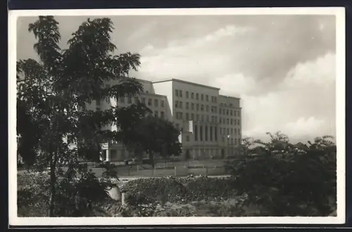 AK Uthorod, Zemsky urad