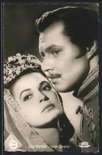 AK Schauspielerin Eva Bartok mit Schauspieler Ivan Desny