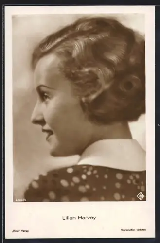 AK Schauspielerin Lilian Harvey mit gewelltem Haar
