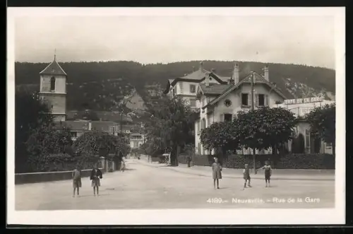 AK Neuveville, Rue de la Gare, Strassenpartie