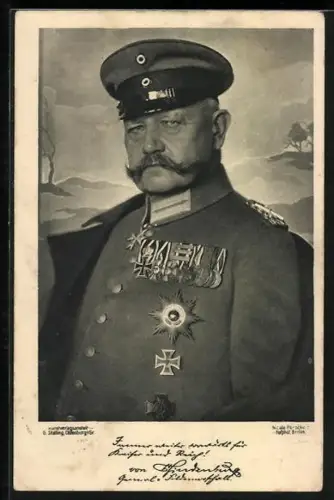 AK Generalfeldmarschall von Hindenburg in Feldgrau mit Orden