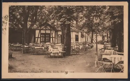 AK Weimar / Thür., Restaurant Brauhof, Eingang Karlsplatz 4, Inh. Rich. Schumann