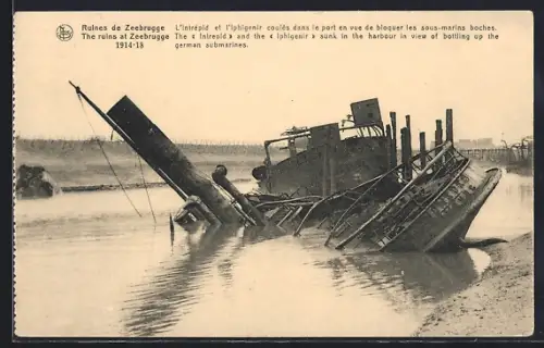 AK Zeebrugge, Gesunkenes Schiff an der Hafeneinfahrt