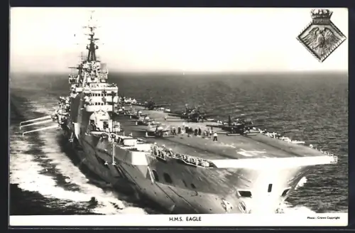 AK Britischer Flugzeugträger H.M.S. Eagle in voller Fahrt