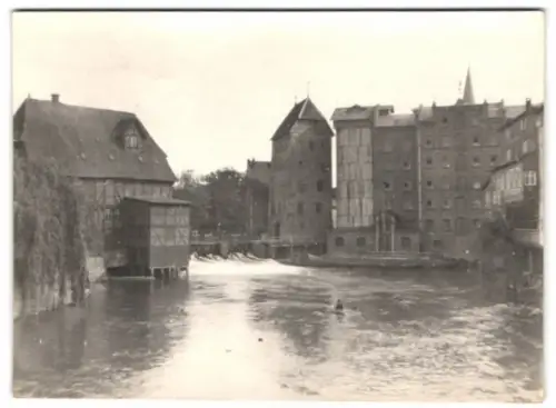 3 Fotografien Ansicht Lüneburg, alter Kran im Hafen, am Wehr, am Werderthor, 1926