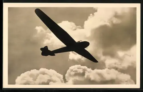 AK Segelflugzeug vom Typ Rhönsperber kurz nach dem Start