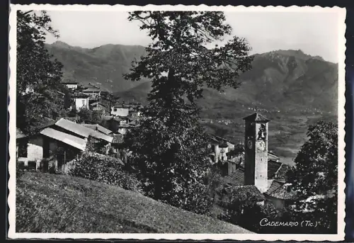 AK Cademario, Blick vom Berg auf den Ort