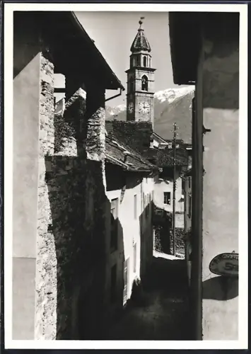 AK Ascona, Ortspartie an der Kirche