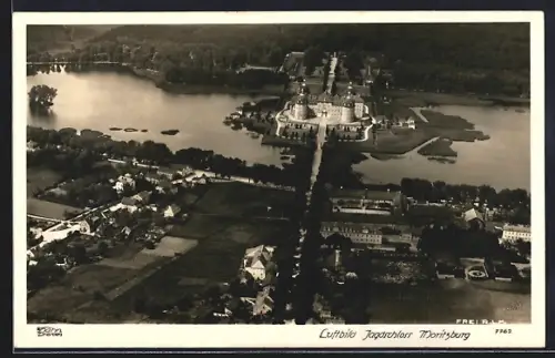 AK Moritzburg / Sachsen, Luftbild Jagdschloss