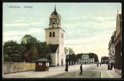 AK Linköping, Strassenpartie an der Kirche