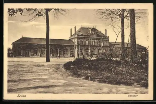 AK Sedan, Bahnhof vom Park aus gesehen