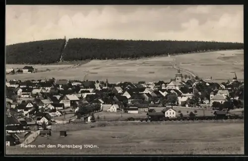 AK Platten, Ortsansicht mit Plattenberg