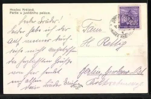 AK Hradec Králové, Strassenpartie mit Kirche