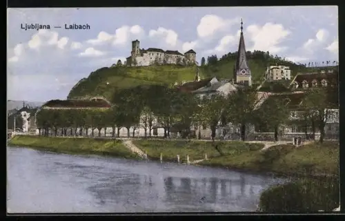 AK Ljubljana / Laibach, Blick vom Laibach-Fluss zur Burg