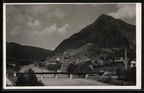 AK Lasko ob Savinji, Flusspartie mit Brücke